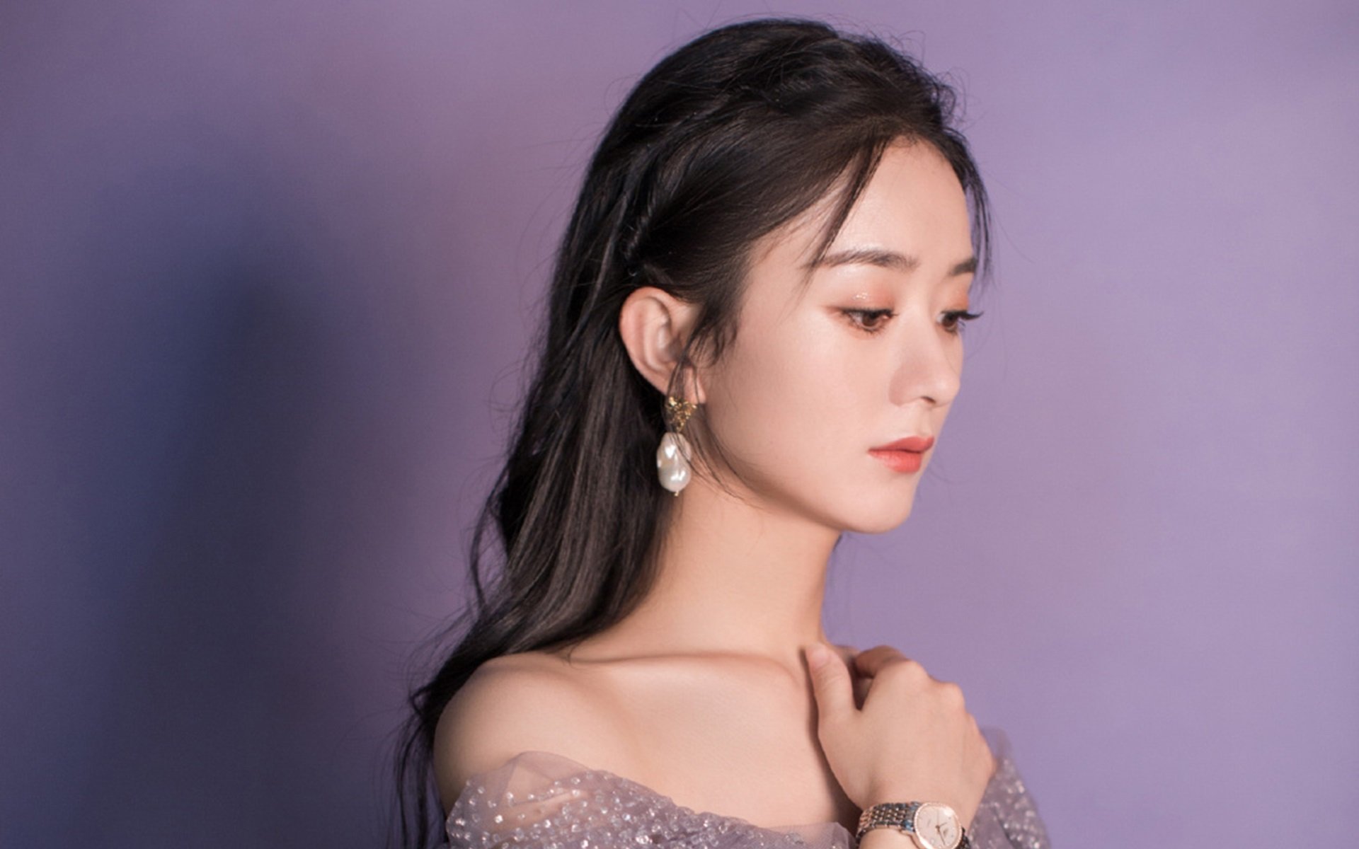 开云官方-_金属未来：硬核科技打造爆炸式运动装备_，金属爆破